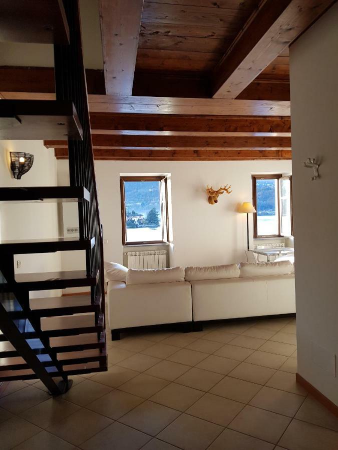Casa Vacanza Isola Орта Сан Джулио Екстериор снимка