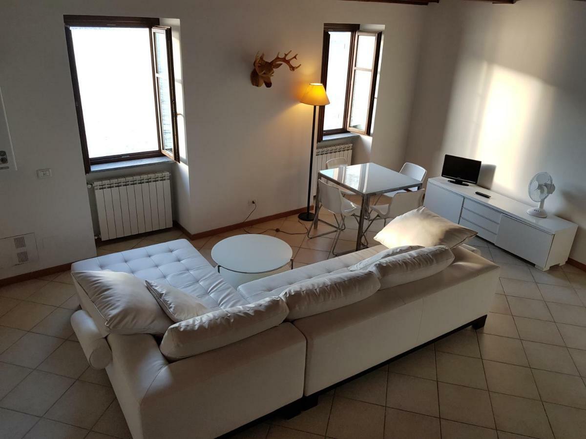 Casa Vacanza Isola Орта Сан Джулио Екстериор снимка