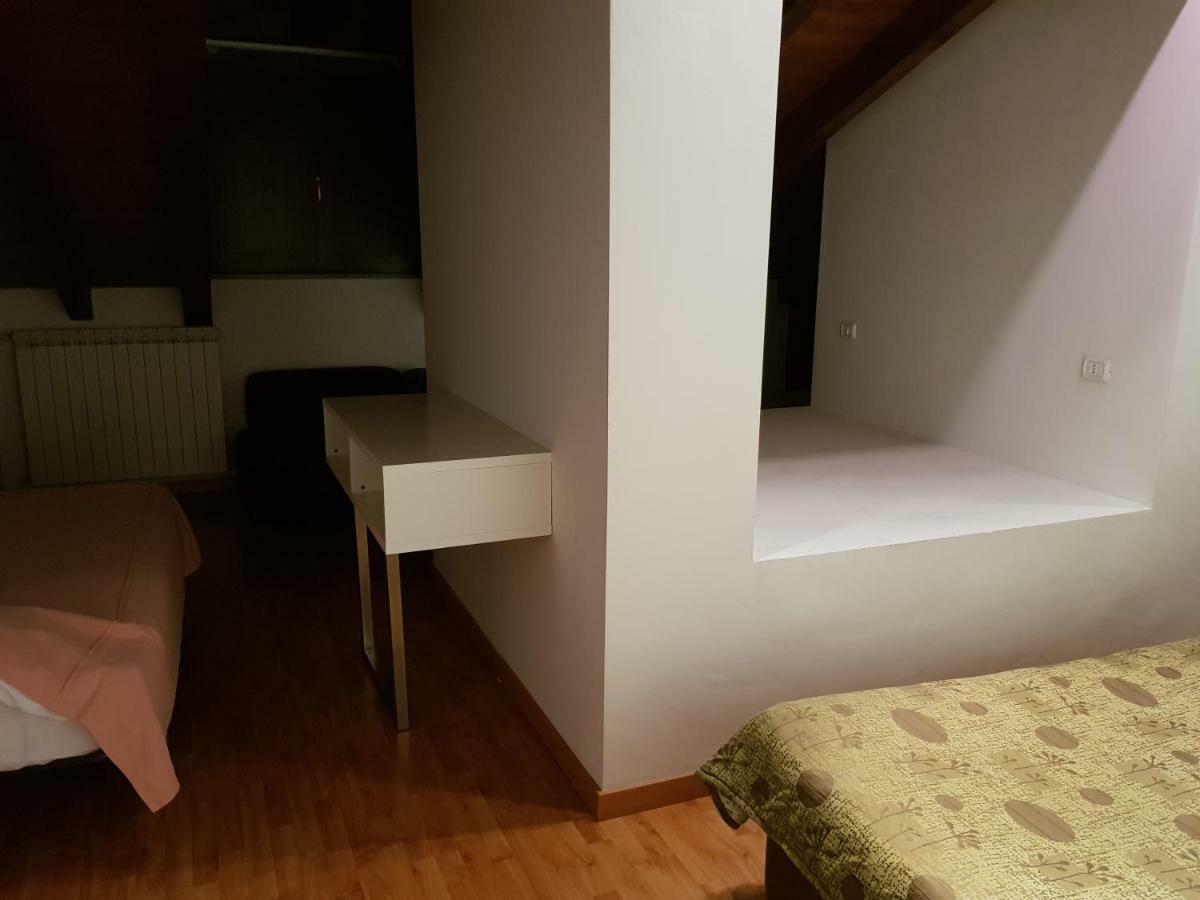 Casa Vacanza Isola Орта Сан Джулио Екстериор снимка